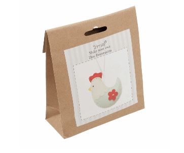 Make your own felt chicken decoration